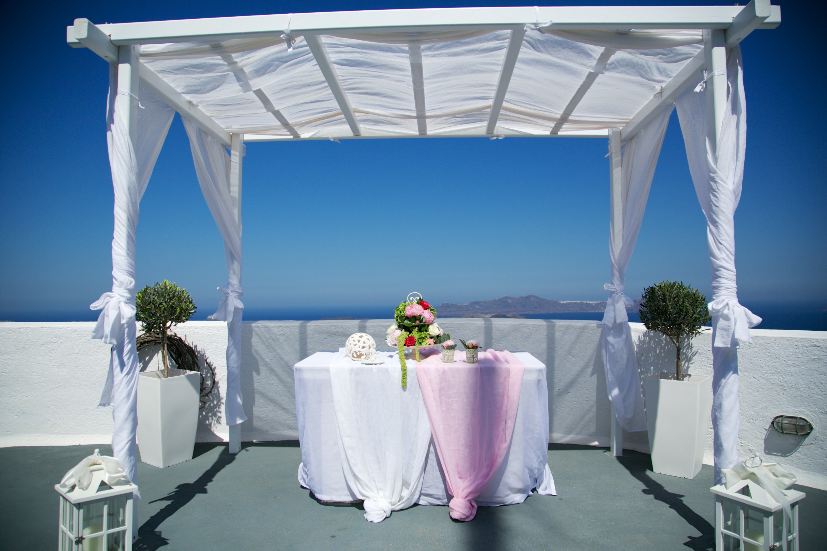 wedding venue in Santorini