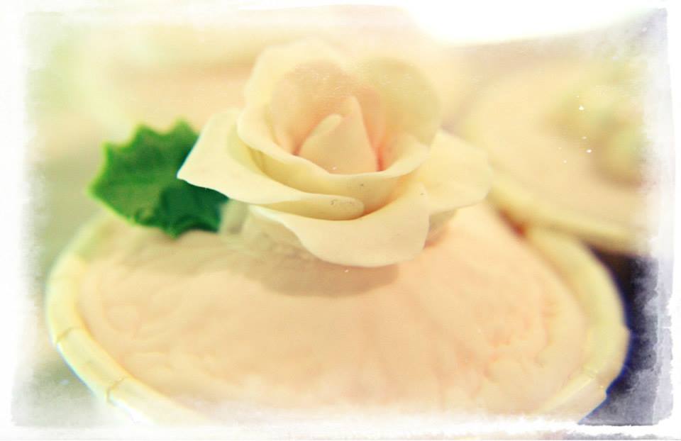 Romantic Rose Cupcake